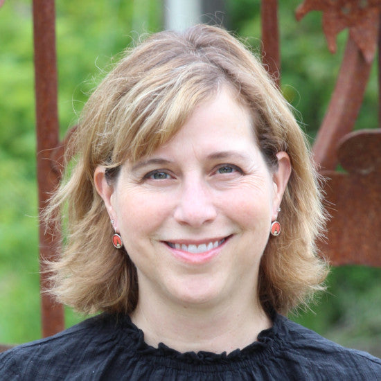 Headshot of Jenna Riggs, illustrator of the Tooth Fairy Flylight storybook